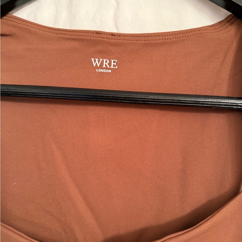 Mode Square-Neck Top - image 4